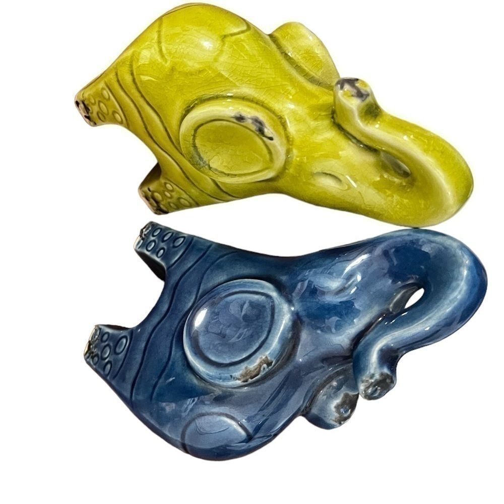 Barinas Elephant Statuaries Crackle Glaze chartreuse green glue color - Picture 10 of 12